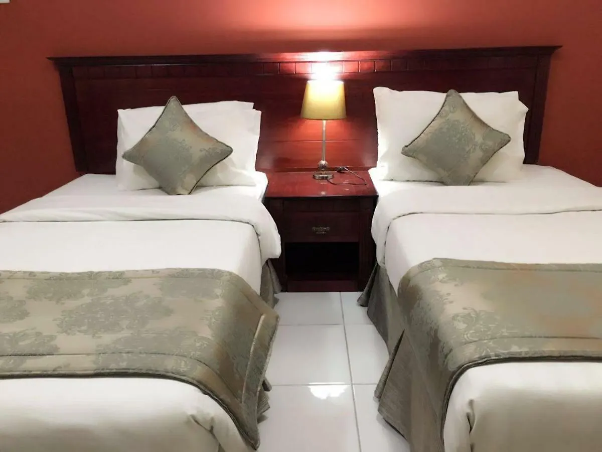 Al Maha Regency Hotel Suites - Managed By Aoudi Consultants Sharjah 3*,